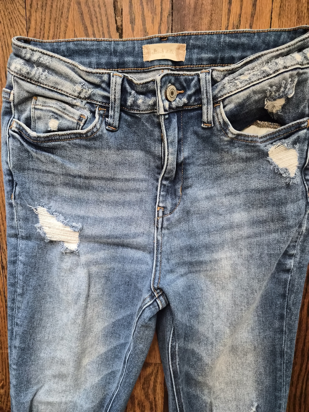 Altered State Flare Jeans Size 28 Distressed Bell Bottom Raw Hem Stretch Denim - Picture 2 of 9